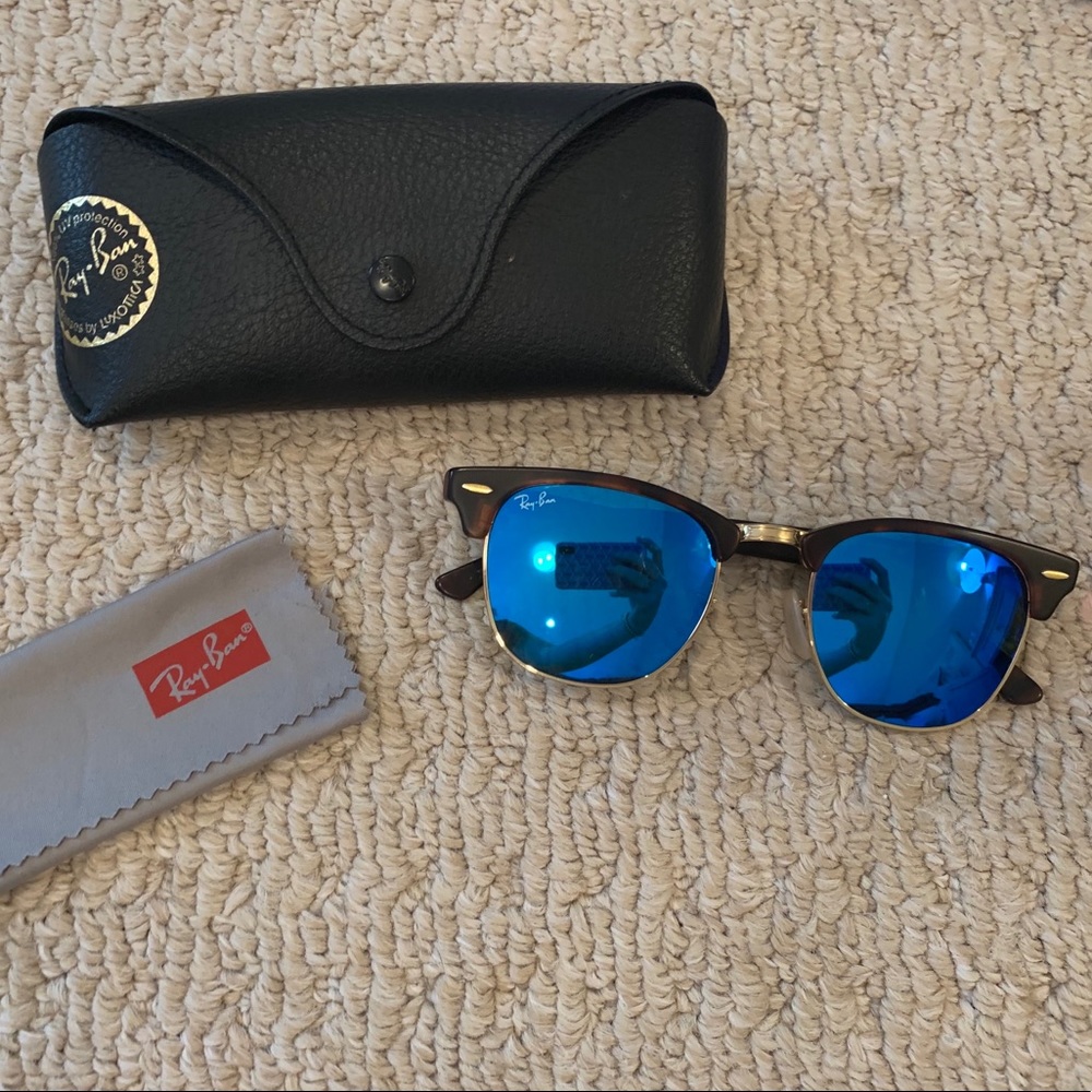 COPY - 100% Authentic Ray-Ban Clubmaster Flash Su…